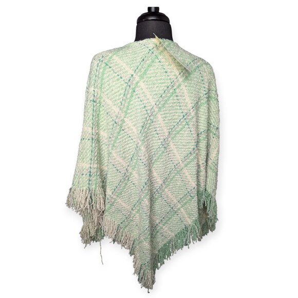 Boyne Valley Weavers Handcrafted in Ireland Chic Plaid Wool Poncho w/ Fringe NWT - Picture 8 of 11